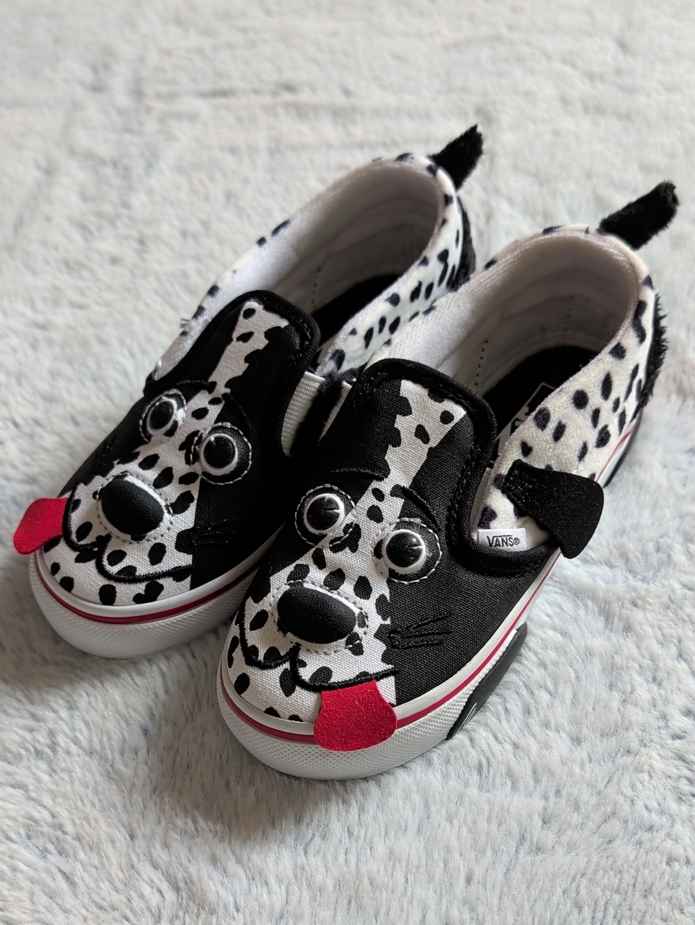 NWT/NIB Sz 10T Toddler Vans Black and White Dog Dalmatian Slip-on Sneakers Puppy